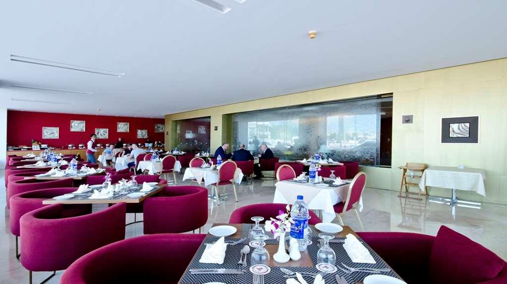 Al Bustan Centre & Residence Dubai Restaurant photo